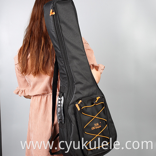 ukulele37